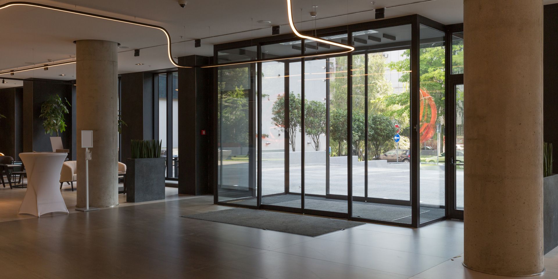 Automatic Sliding Shop doors